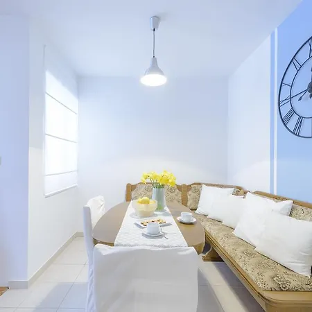 Doris&iris דירה *